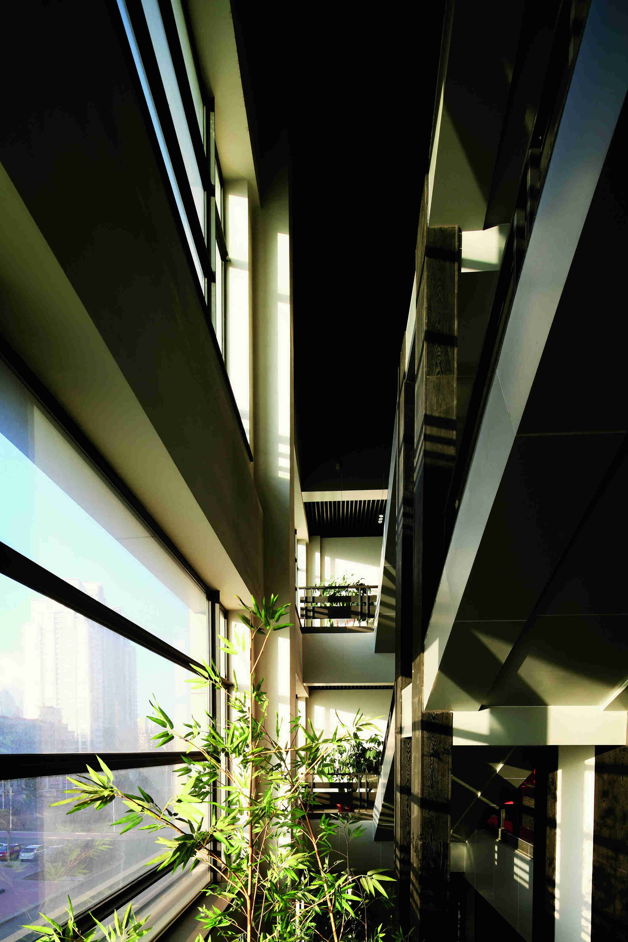 哈尔滨工业大学建筑设计研究院-4-办公楼室内空间_副本.jpg